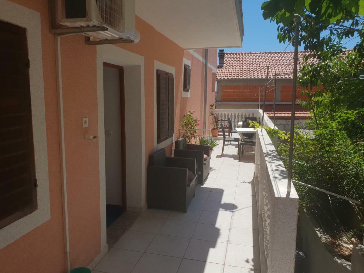 Guest House Alisa Hvar Town Exterior foto