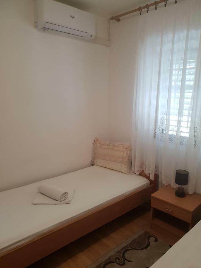 Guest House Alisa Hvar Town Exterior foto