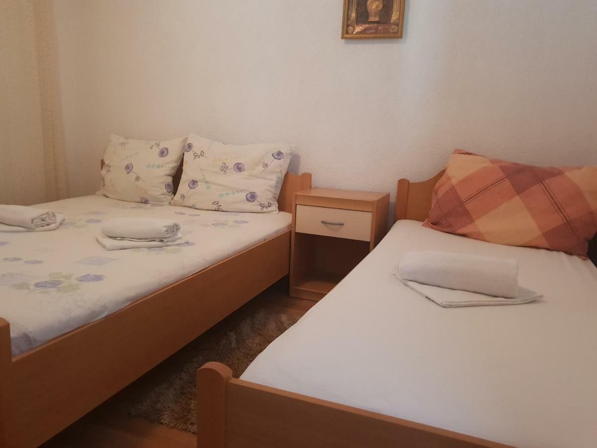 Guest House Alisa Hvar Town Exterior foto